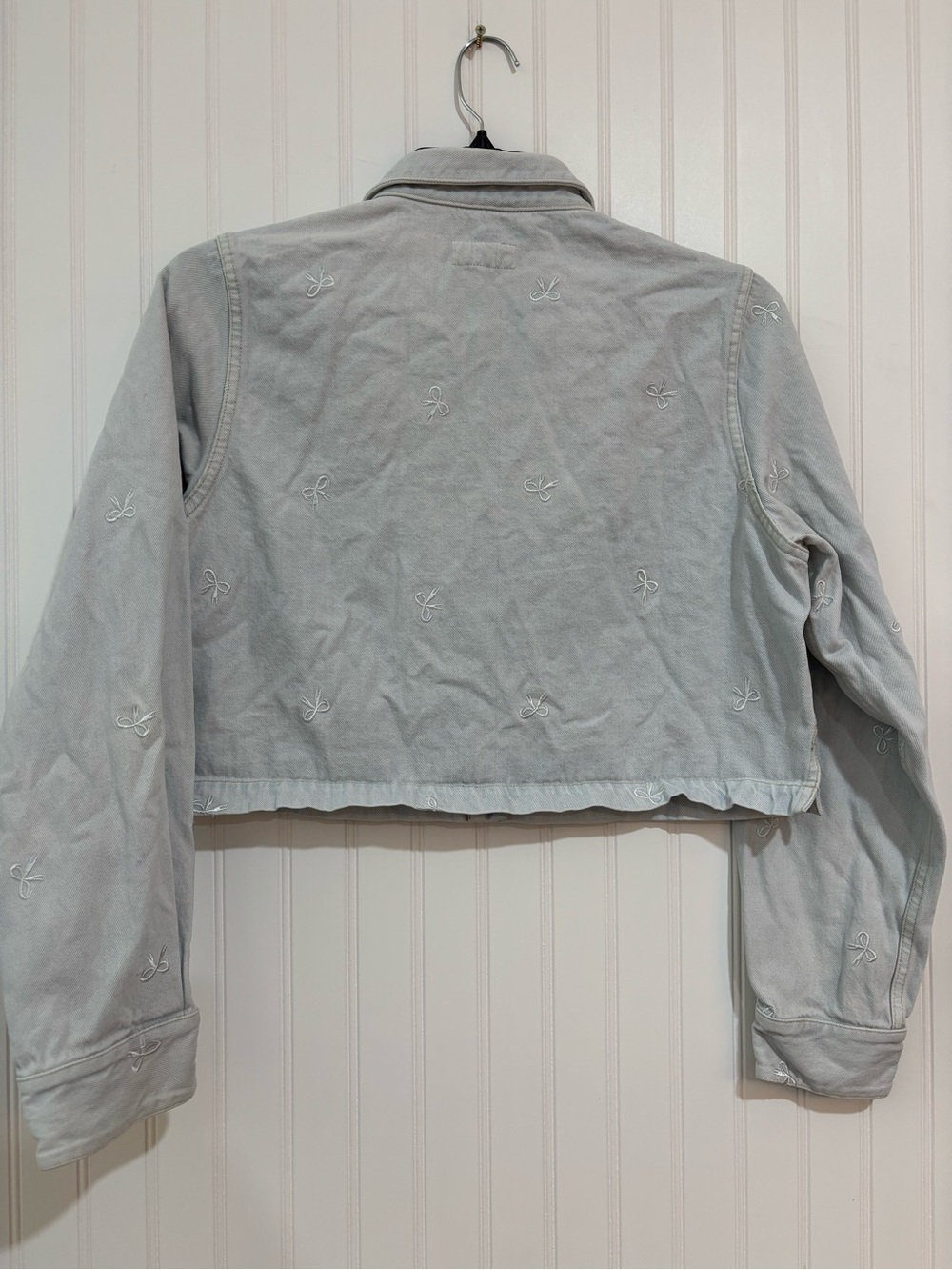 Cropped Light Blue Button-Front Jacket - Picture 8 of 10